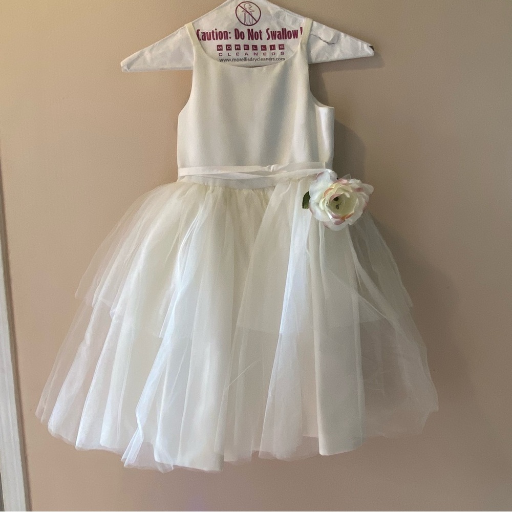 Off white special occasions dress - Picture 6 of 8